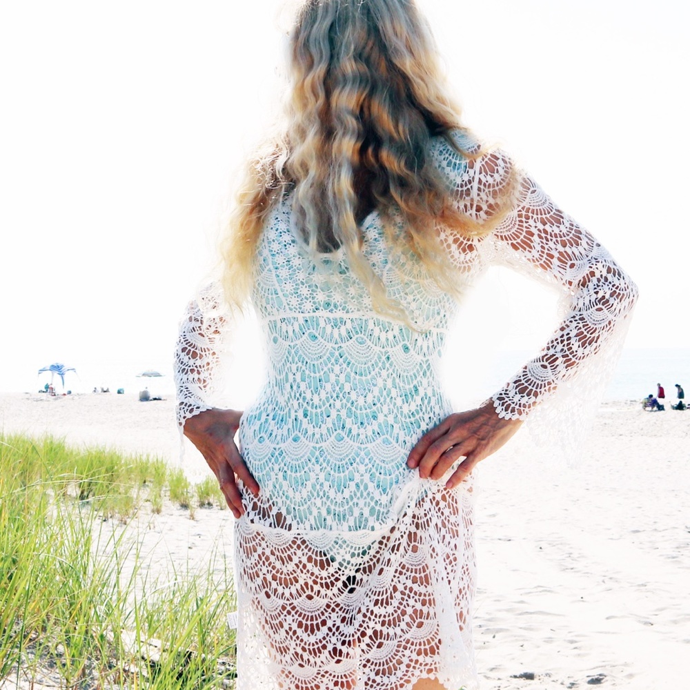 π Beautiful Crochet Scalloped Lace Bikini Cover - Picture 5 of 16